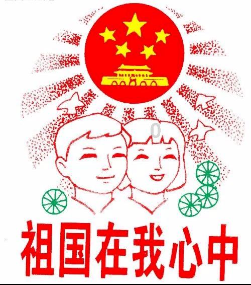 唐嫣蹲在地上,和坐轮椅的游本昌老爷子说话,这一幕看着好温馨。
